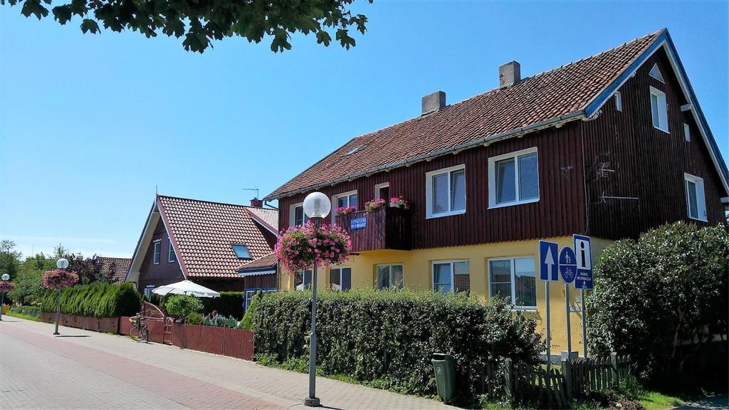 Guesthouse "Nakvyne Pas Zveja" Nagliu Street Nida Eksteriør billede