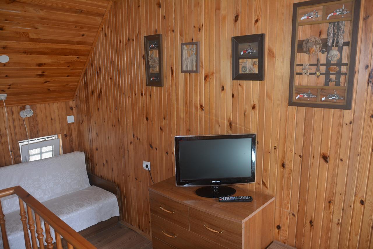 Guesthouse "Nakvyne Pas Zveja" Nagliu Street Nida Eksteriør billede